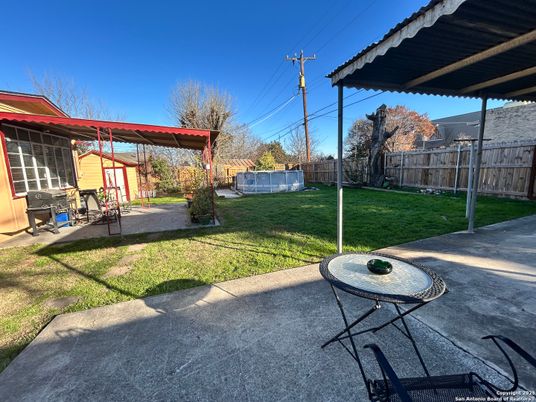 Backyard, Exterior
