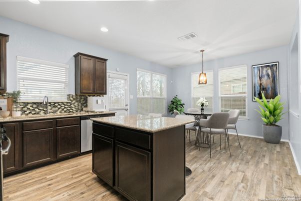 Dining room, Interior, Kitchen, Pendant Lights, Recessed Lighting, Wood Texture Flooring