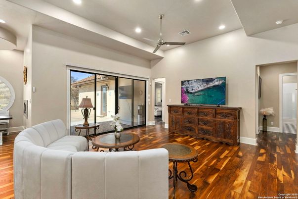 Interior, Living room, Recessed Lighting, Wood Texture Flooring
