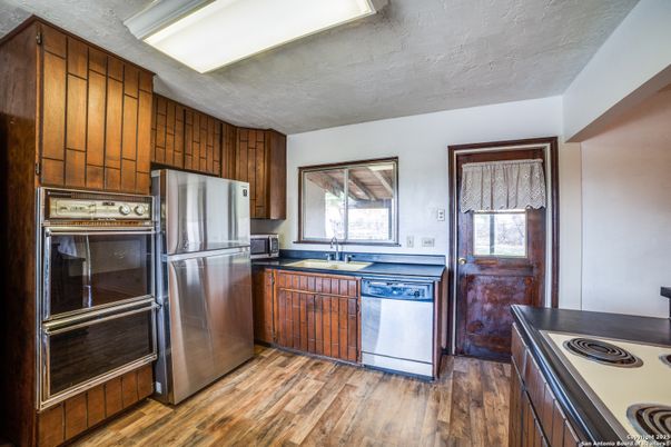 Interior, Kitchen, Stainless Steel Appliances, Wood Texture Flooring