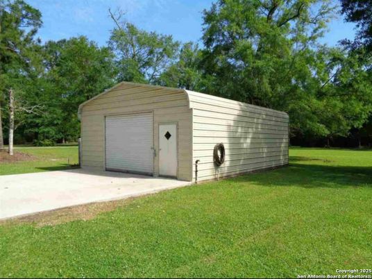 Backyard, Detached Garage, Exterior