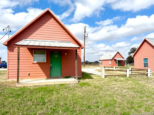 Backyard, Exterior, Facade, Log Home