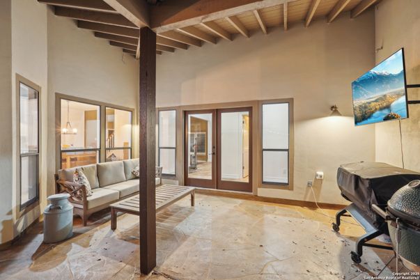 Interior, Living room, Pendant Lights, Wooden Beams, Wooden Ceilings