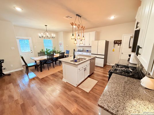 Chandelier, Dining room, Interior, Kitchen, Pendant Lights, Recessed Lighting, Wood Texture Flooring