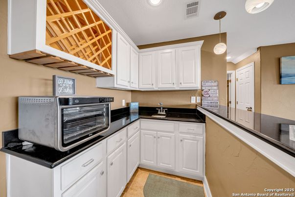 Interior, Kitchen, Pendant Lights, Recessed Lighting
