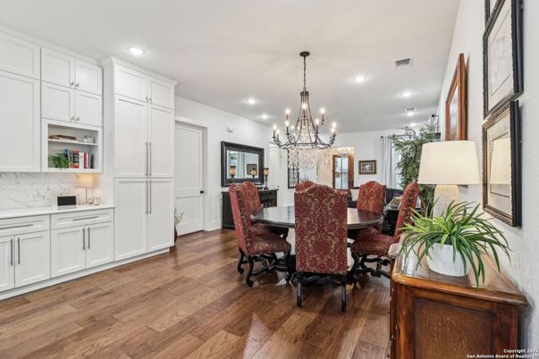 Chandelier, Dining room, Interior, Kitchen, Recessed Lighting, Wood Texture Flooring