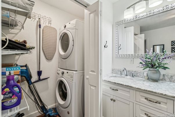 Bathroom, Interior, Utility Closets, Washer