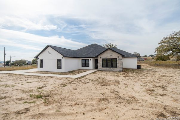 Backyard, Exterior, Facade, Farmhouse