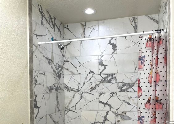 Bathroom, Interior, Marble Walls, Recessed Lighting