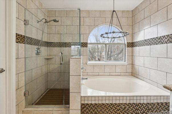 Bathroom, Glass Shower, Interior, Pendant Lights