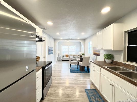 Dining room, Interior, Kitchen, Living room, Recessed Lighting, Wood Texture Flooring