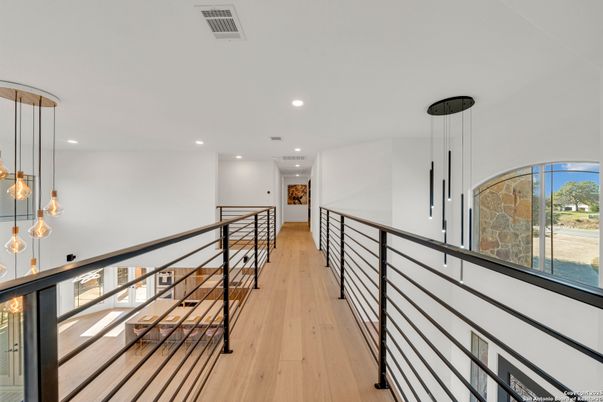 Interior, Pendant Lights, Recessed Lighting, Wood Texture Flooring