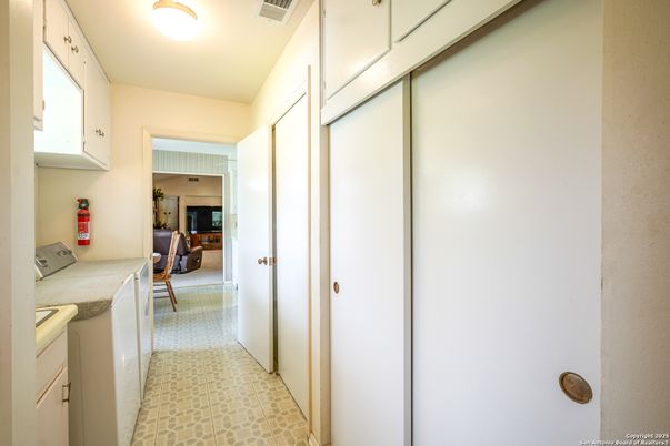 Interior, Washer
