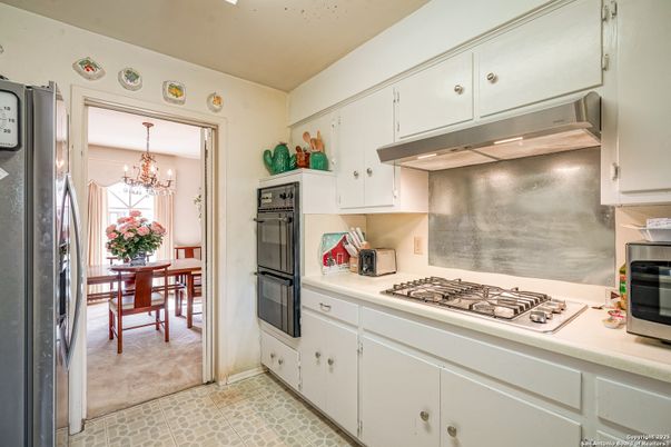 Chandelier, Dining room, Interior, Kitchen