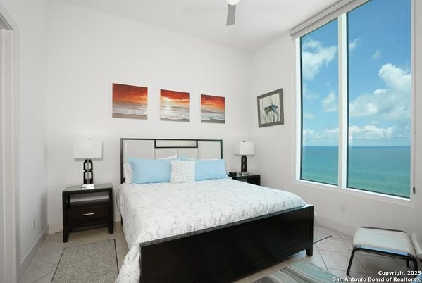 Bedroom, Interior, Water