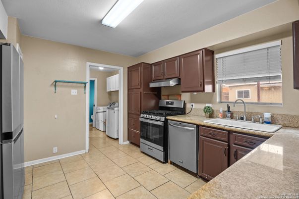 Interior, Kitchen, Washer