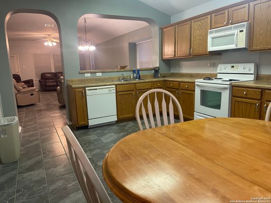 Dining room, Interior, Kitchen, Pendant Lights