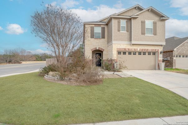 Attached, Exterior, Facade, Brick Traditional