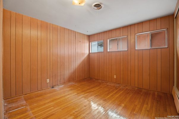 Empty room, Interior, Wood Texture Flooring, Wooden Walls
