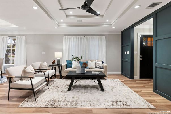 Interior, Living room, Recessed Lighting, Wood Texture Flooring