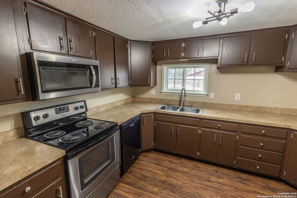 Interior, Kitchen, Wood Texture Flooring