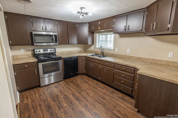 Interior, Kitchen, Stainless Steel Appliances, Wood Texture Flooring