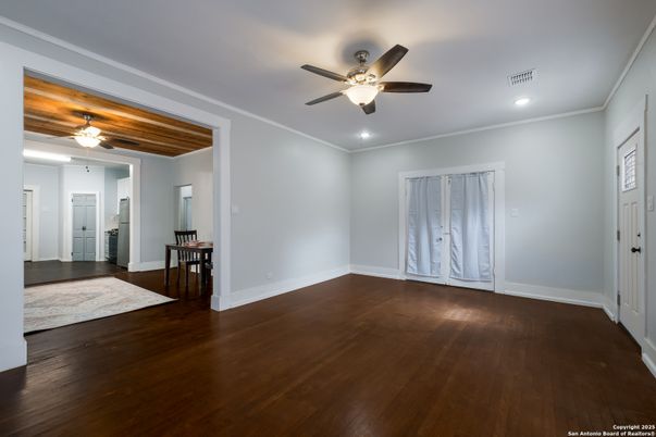 Empty room, Interior, Recessed Lighting, Wood Texture Flooring