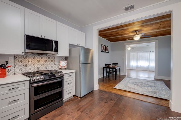 Dining room, Interior, Kitchen, Stainless Steel Appliances, Wooden Ceilings, Wood Texture Flooring