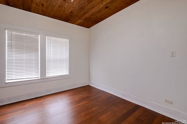 Empty room, Interior, Wooden Ceilings, Wood Texture Flooring