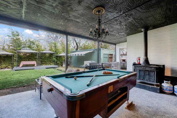Billiard Table, Exterior, Game Room