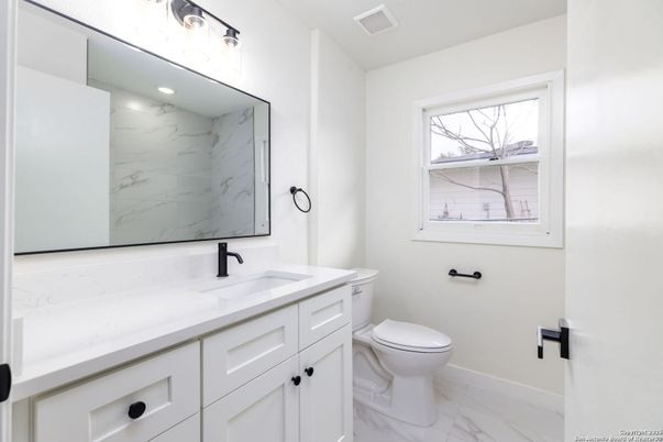 Bathroom, Interior, Marble, Marble Walls
