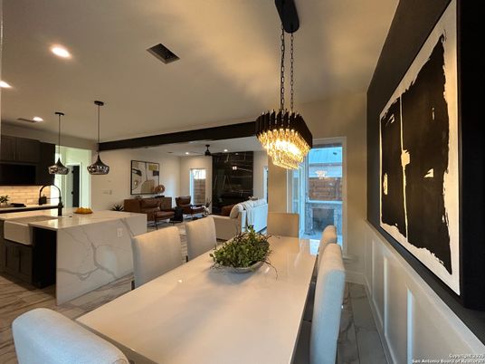 Chandelier, Dining room, Interior, Kitchen, Living room, Pendant Lights, Recessed Lighting