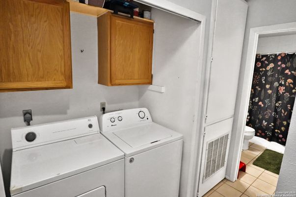Interior, Washer