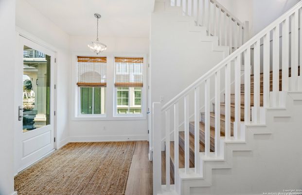 Interior, Pendant Lights, Wood Texture Flooring