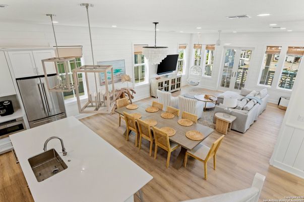 Dining room, Interior, Kitchen, Living room, Pendant Lights, Recessed Lighting, Wood Texture Flooring