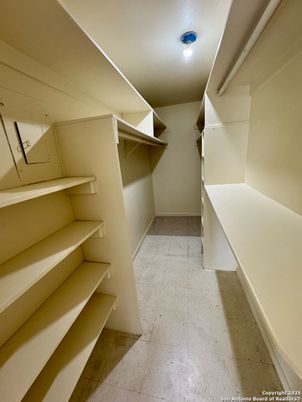 Interior, Walk-in Closets