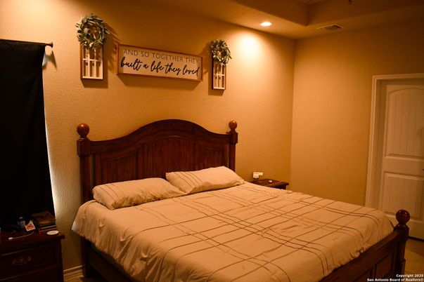 Bedroom, Interior, Recessed Lighting