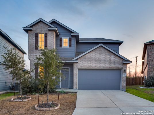 Attached, Exterior, Facade, Brick Facade, American Craftsman