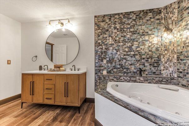 Bathroom, Dual Sink Vanities, Interior, Wood Texture Flooring