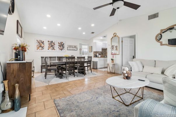 Dining room, Interior, Living room, Recessed Lighting