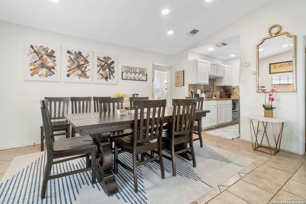 Dining room, Interior, Kitchen, Recessed Lighting