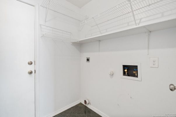 Fireplace, Interior