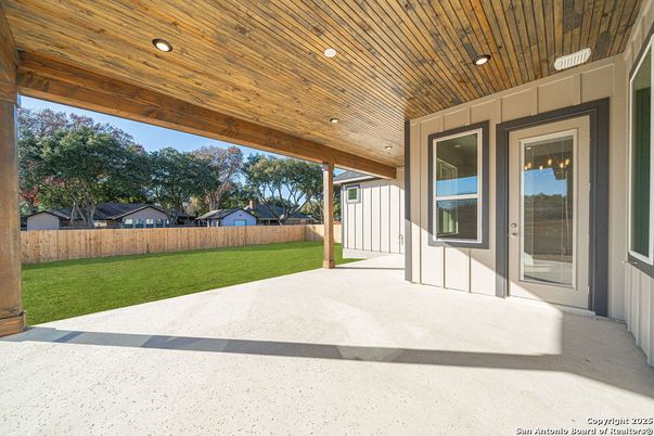 Backyard, Exterior