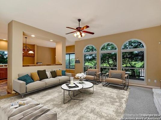 Interior, Living room, Pendant Lights, Recessed Lighting