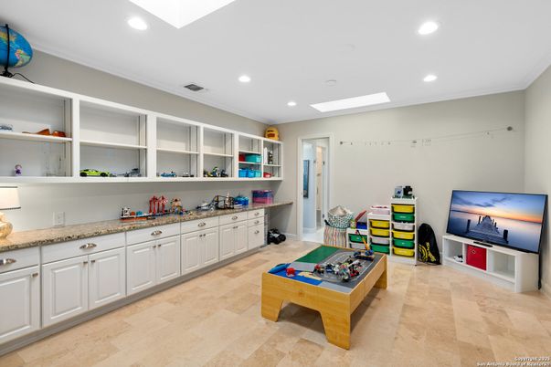 Interior, Recessed Lighting