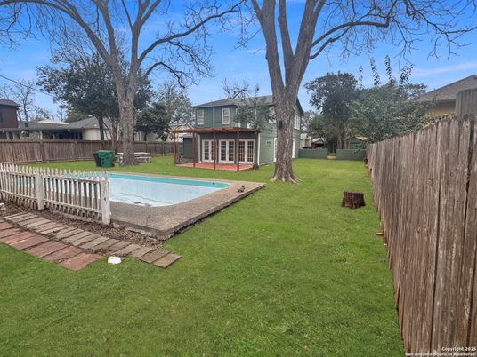 Backyard, Exterior, Pool