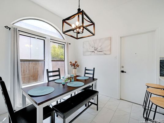 Dining room, Interior, Marble, Pendant Lights