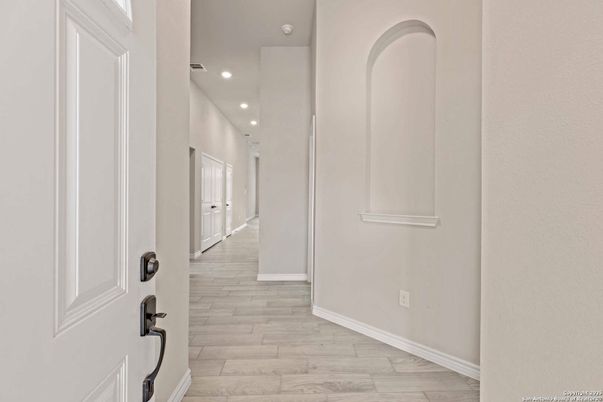 Interior, Recessed Lighting, Wood Texture Flooring