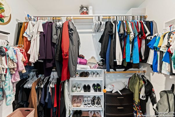 Interior, Walk-in Closets