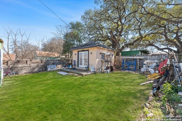 Backyard, Exterior